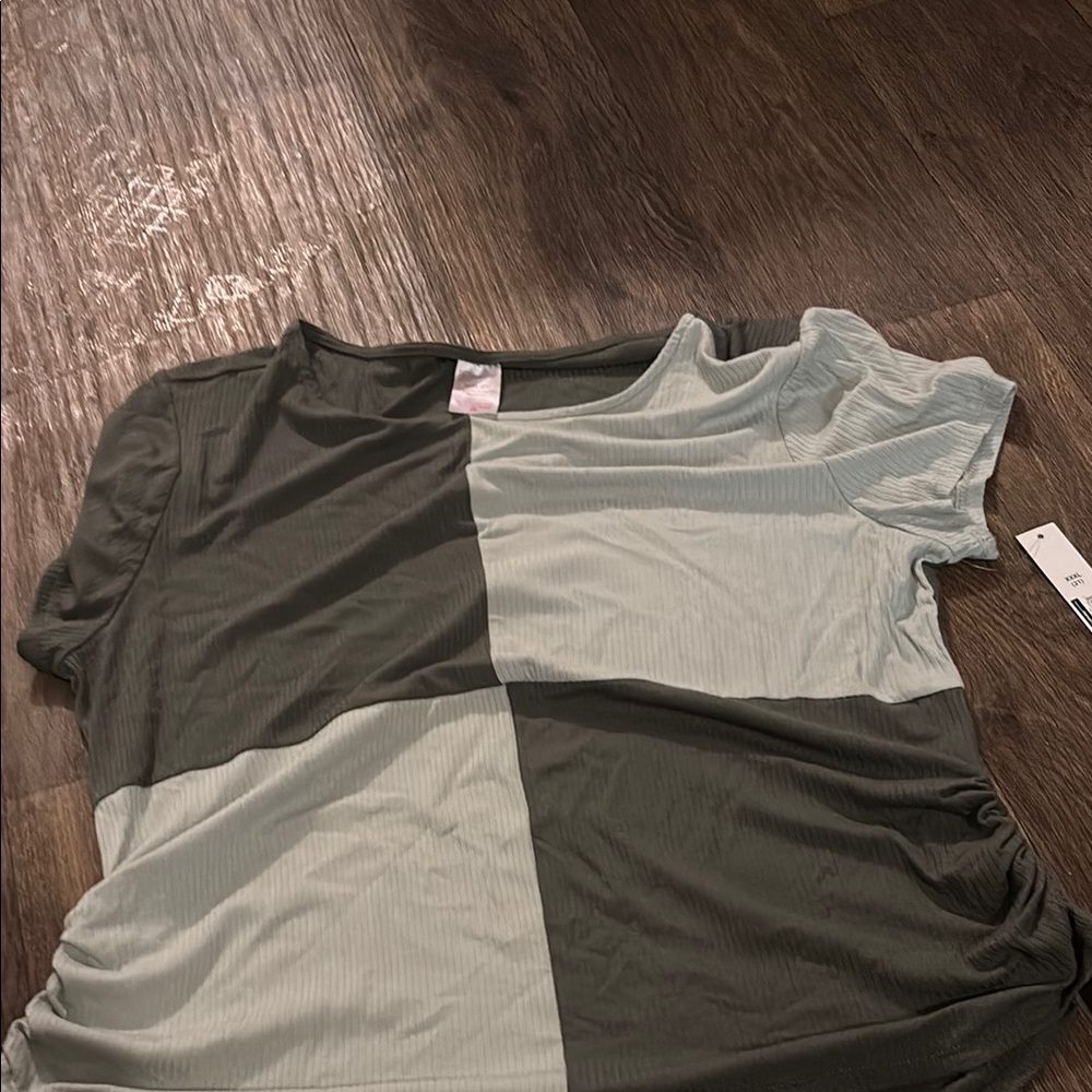No Boundaries Gray and Green Raglan Polo Tee